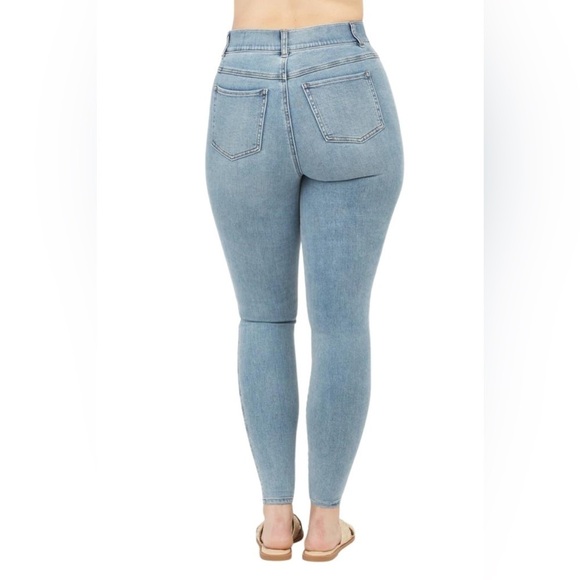 Spanx Ankle Skinny Pull On Jeans In Light Vintage Wash - Size Small Petite - New - Picture 2 of 12
